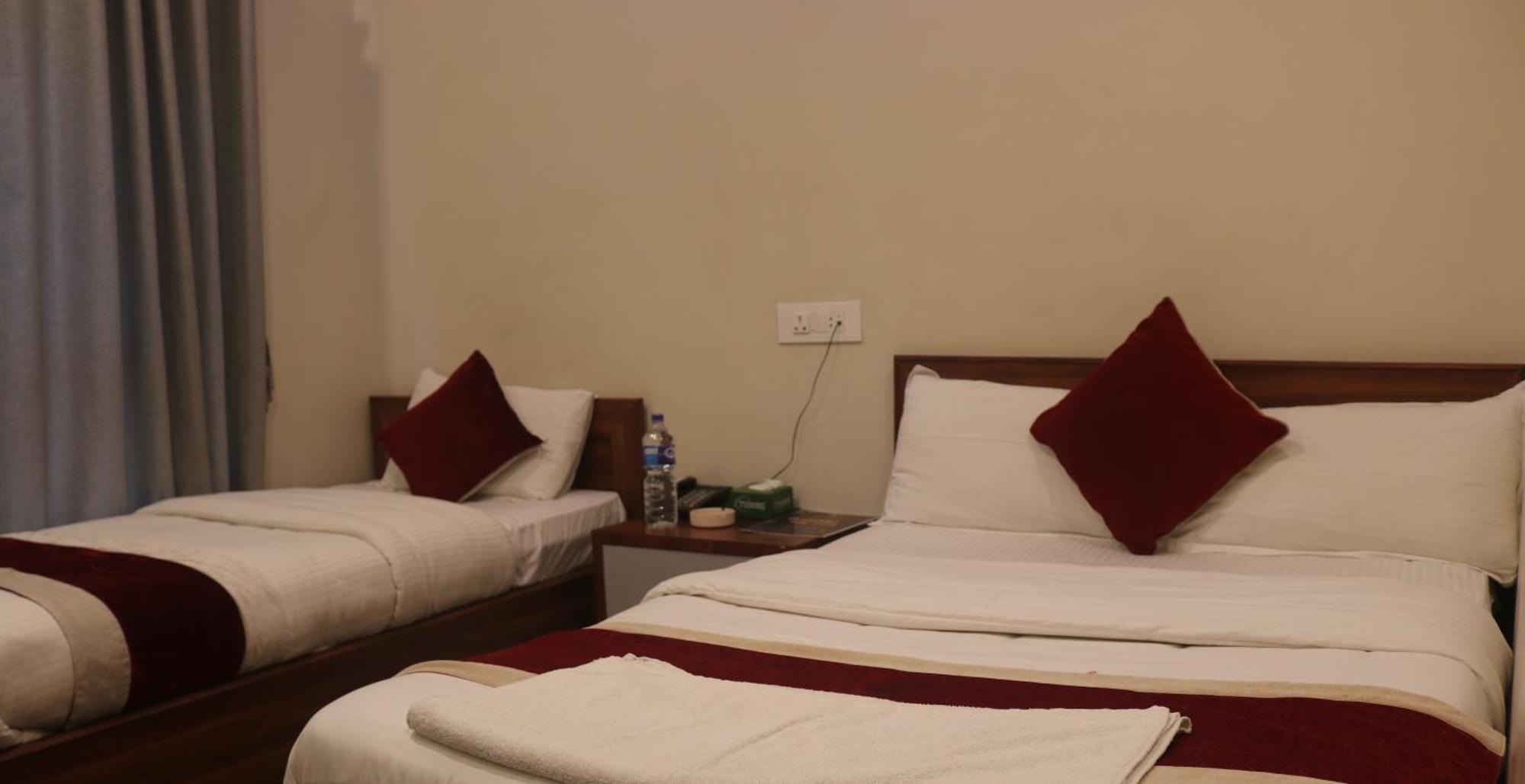Hotel Tiktok Kathmandu Luaran gambar