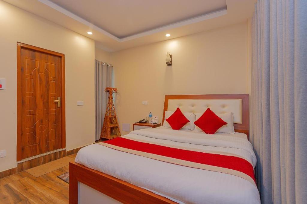 Hotel Tiktok Kathmandu Luaran gambar