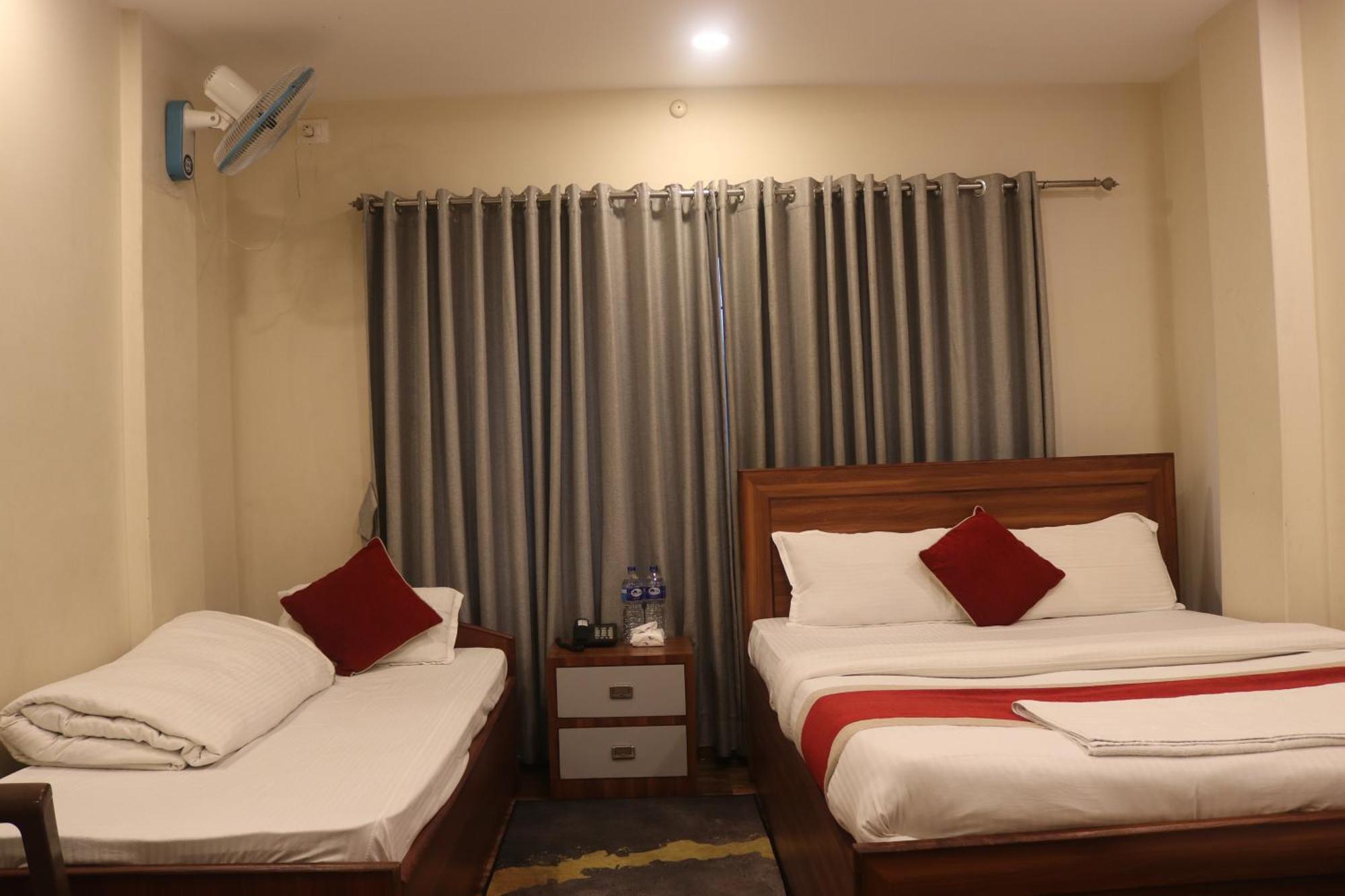 Hotel Tiktok Kathmandu Luaran gambar
