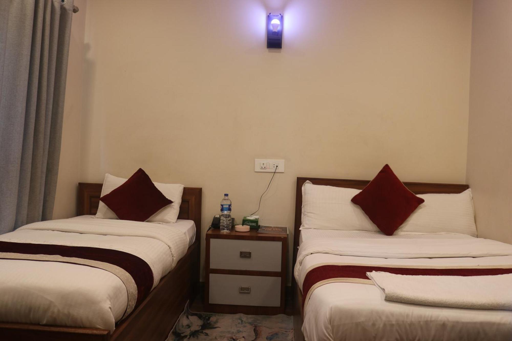 Hotel Tiktok Kathmandu Luaran gambar